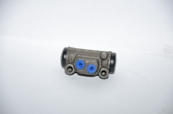 B2500 1997-2000 / RANGER FREN MERKEZİ ARKA SAG