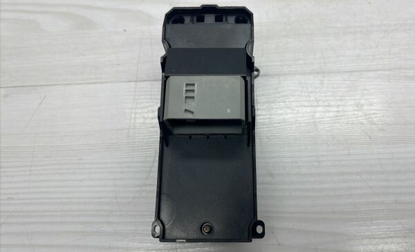 CAM DÜGME CIVIC SOL 12-15/CRV 12-15 ÖN DÖRTLÜ