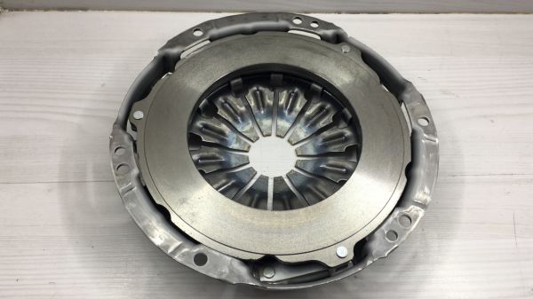 Debriyaj Seti Yaris 06-12  1,33 Triptonik