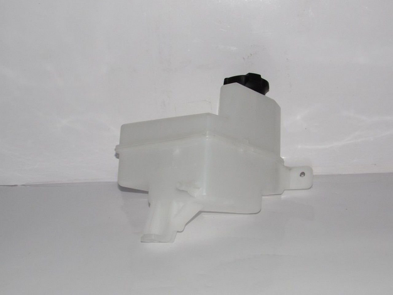 i30/CEED/ELANTRA 12- RADYATÖR YEDEK SU DEPOSU