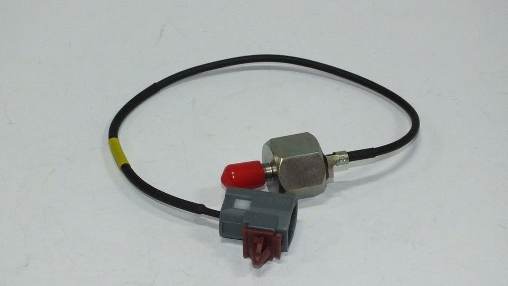 626 98-01 / 323 1.8 98- VURUNTU SENSÖRÜ