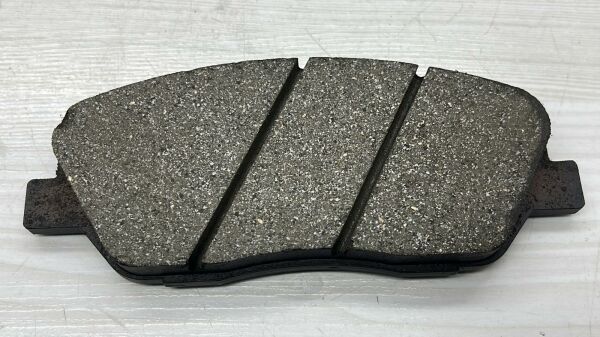 BALATA ÖN SANTAFE 06-/SORENTO 10-/ACTYON 10-