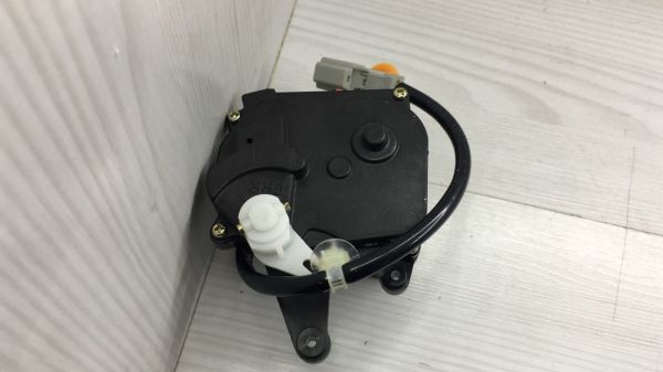 Kilit Motoru Civic 92-95 Sağ Ön