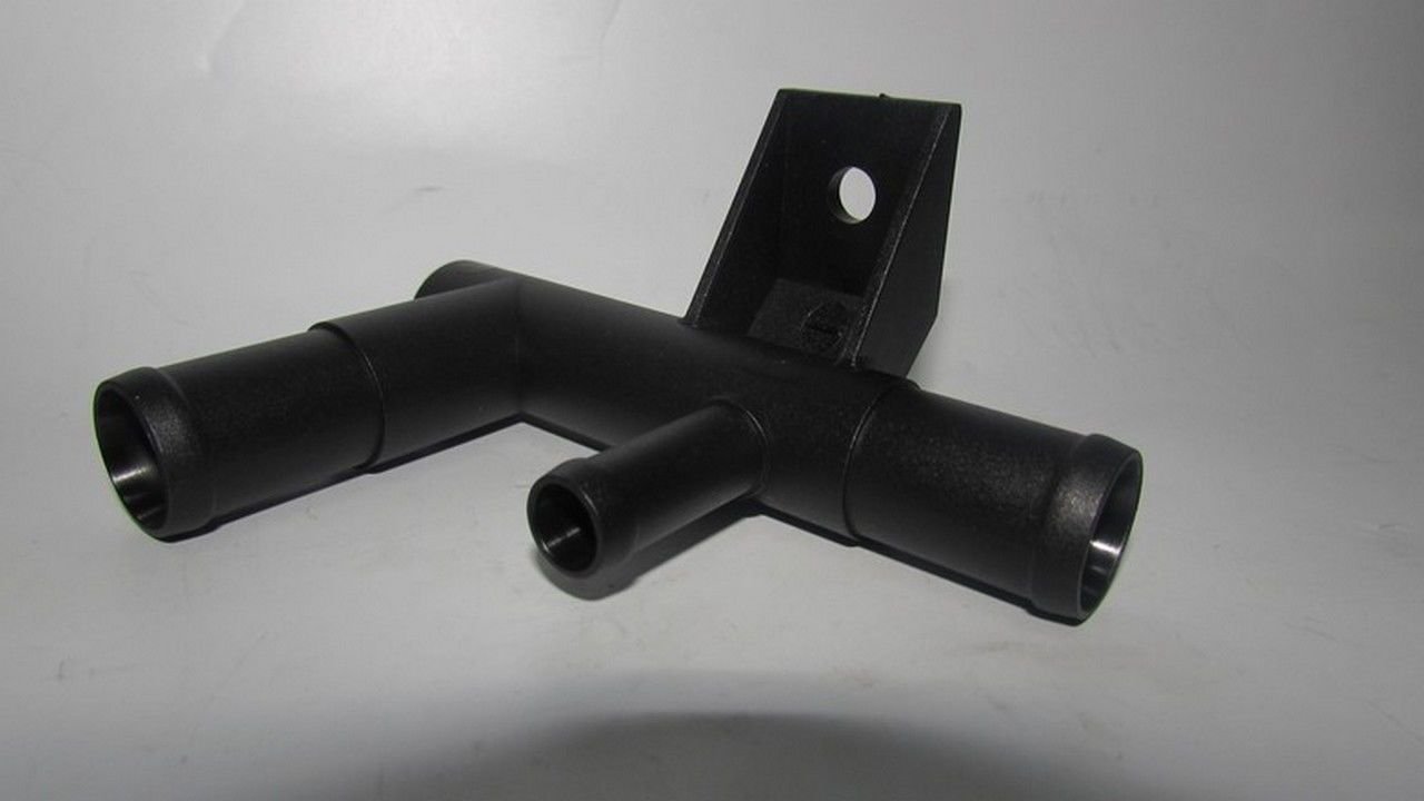 STAREX 2002-2008 KALORİFER ARA SU BORUSU A