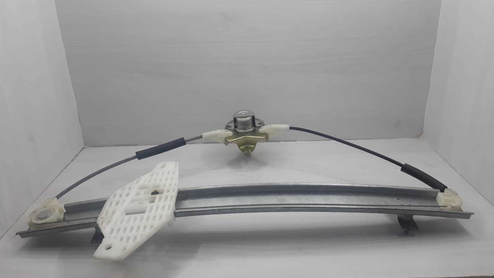 Cam Kriko Accent Sağ Ön 00-06 Manuel