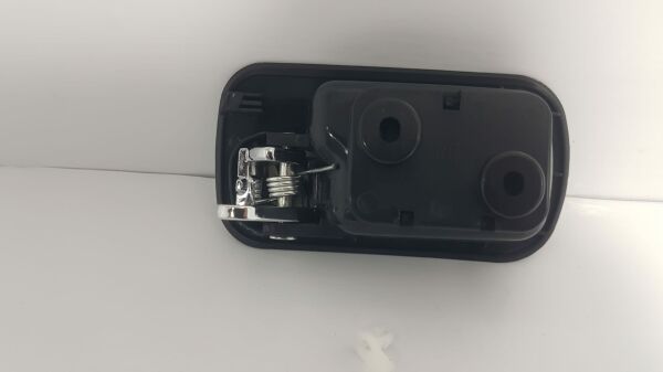 cıvıc kapı kolu arka iç sağ siyah nikelaj