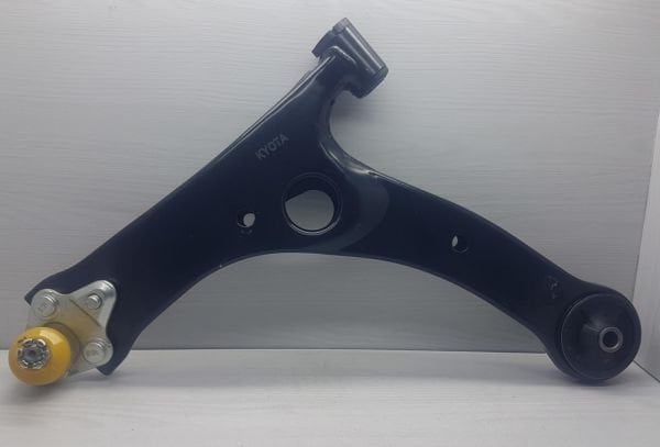 Salıncak Avensis Sol 2003-