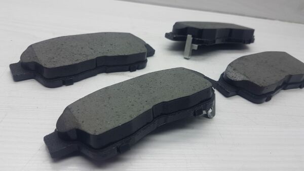 Balata Ön Corolla Enj