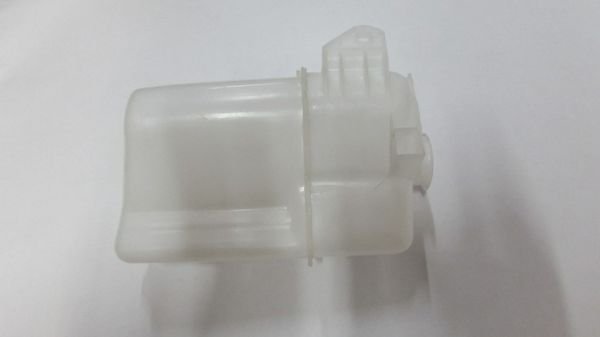 İ30 BENZİNLİ RADYATÖR YEDEK SU DEPOSU