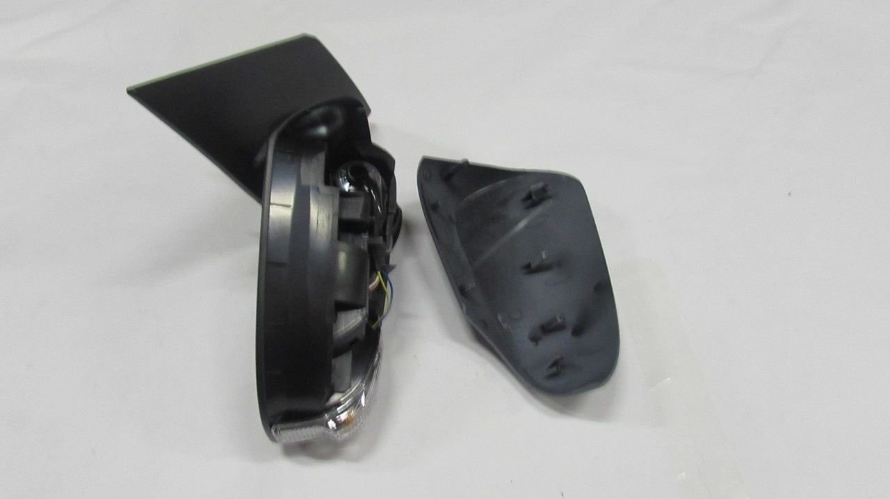 AURIS 2013- /  OTOMATIK KATLANIR SAĞ 9 FİŞLİ YAN AYNA ELEKTRİKLİ-ISITMALI-SINYALLİ