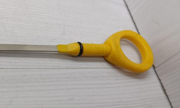 Yağ Çubuğu Corolla/Auris/Yaris 2014-2018 (15301-37010 Corolla 2007- ile Aynı)