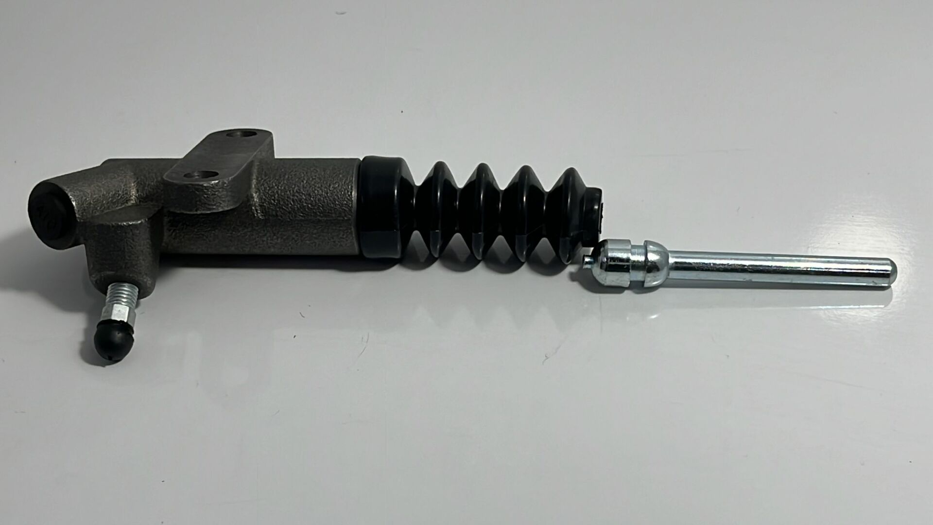 Alt Merkez E2200/Besta/bongo/pregio/Ceres debriyaj pedal alt silindiri