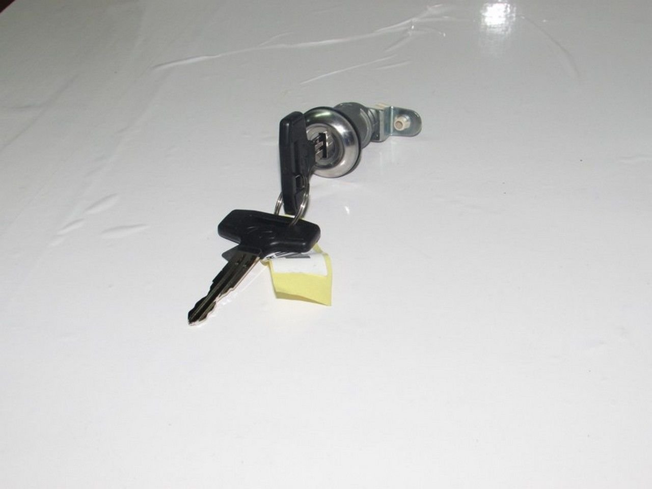 HD35/75 04- KAPI KİLİT SİVİCİ ÖN SOL