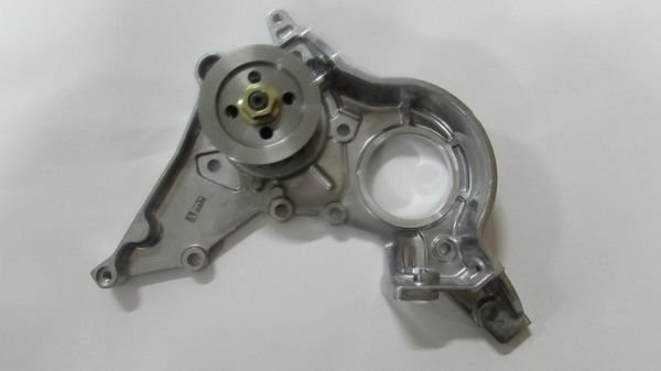 COROLLA 1,3 ENJEKSİYONLU 1999-2002 YAĞ POMPASI