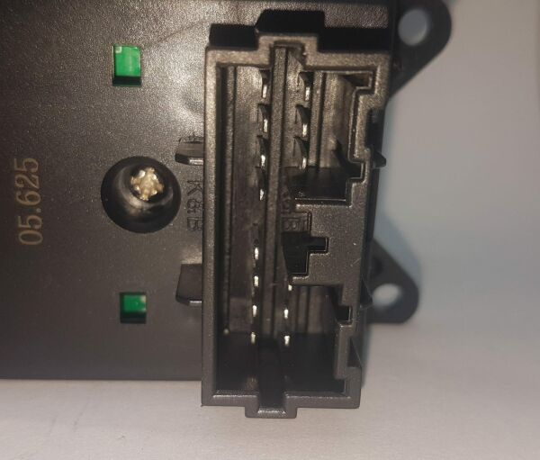 CAM DÜGME L200 99-04 SOL 4LÜ MAGNUM