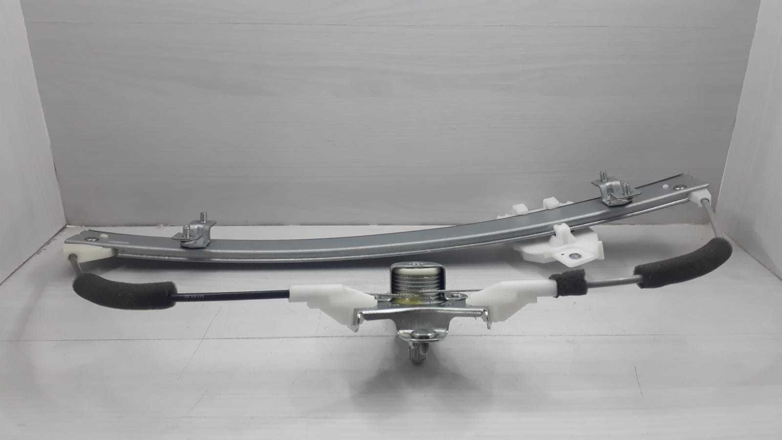 Cam Kriko Accent Sağ Ön 95-00 Manuel