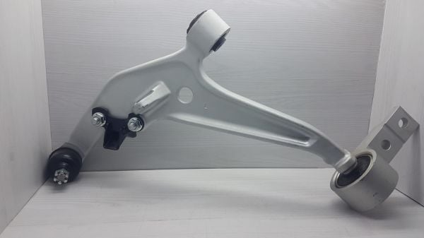 Salıncak Xtrail 2001-2006 Alt Sol ALT TABLA ROTIL BEŞİK