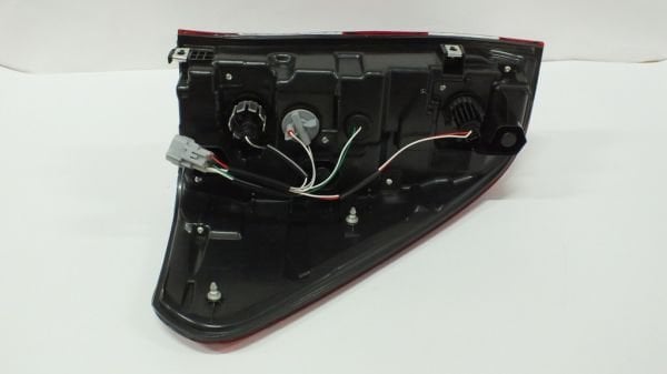 HILUX REVO 2019-2022 STOP LAMBASI - SOL KUTUSUZ