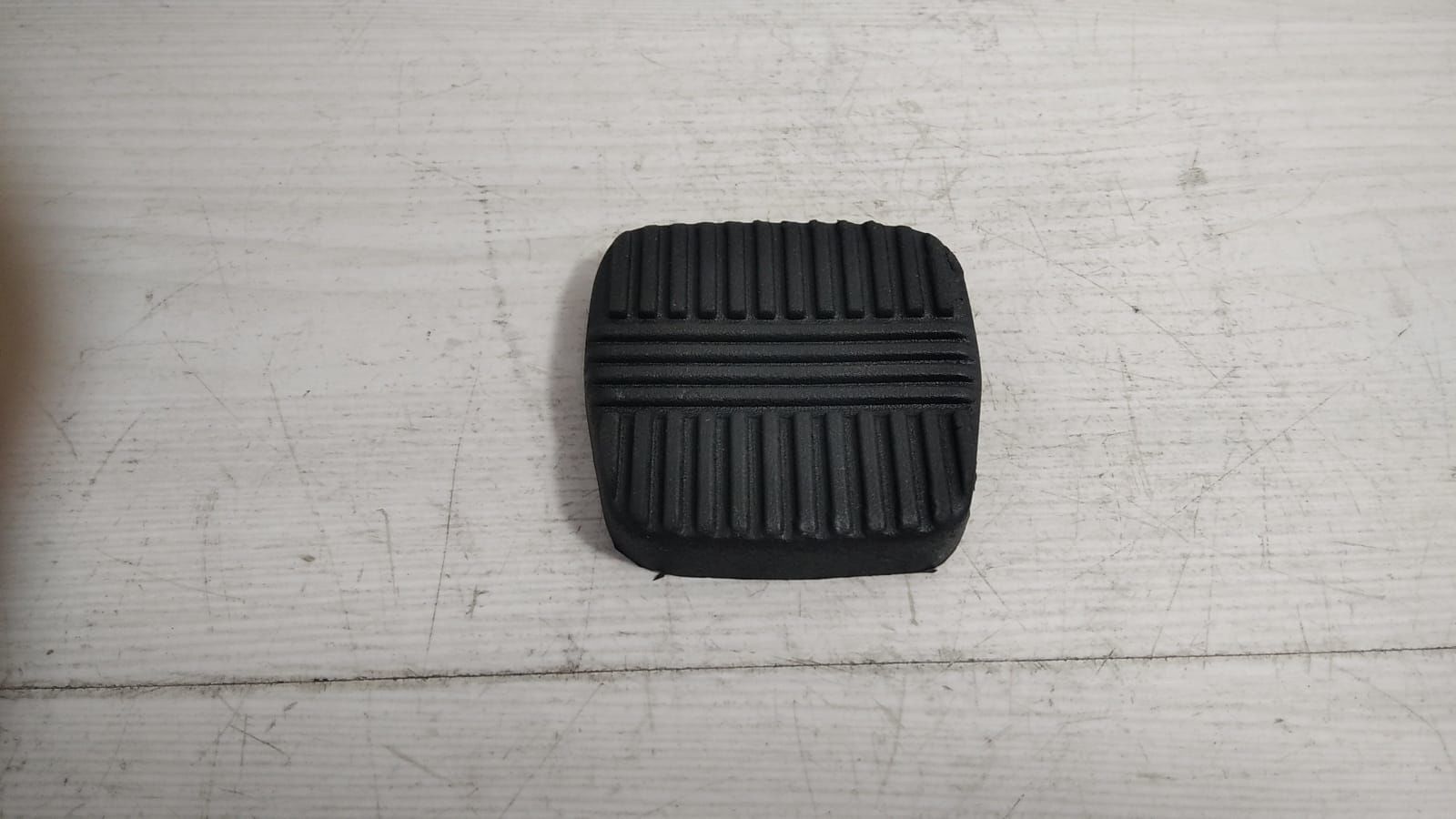 Mazda 626 88-92 pedal lastıgı