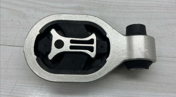 MOTOR TAKOZU JUKE 10-16 1,5 DIZEL SOL