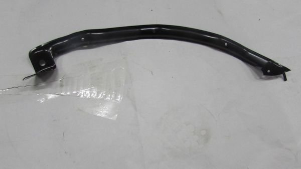 L200 2006- ÖN TAMPON BAĞLANTI BRAKETİ SAĞ