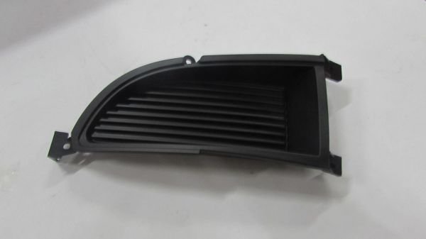 LANCER 2007-2008 SİS LAMBA ÇERÇEVESİ SOL (SİS DELİKSİZ) SİYAH