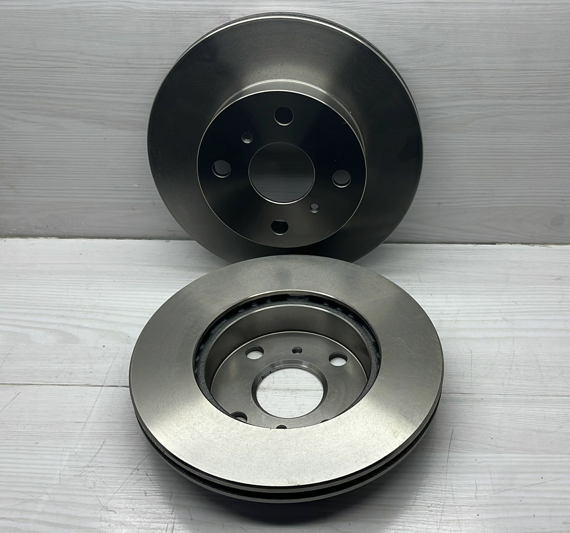 corolla ön fren diski 238mm.krb.havalı 1988-1995 TKM