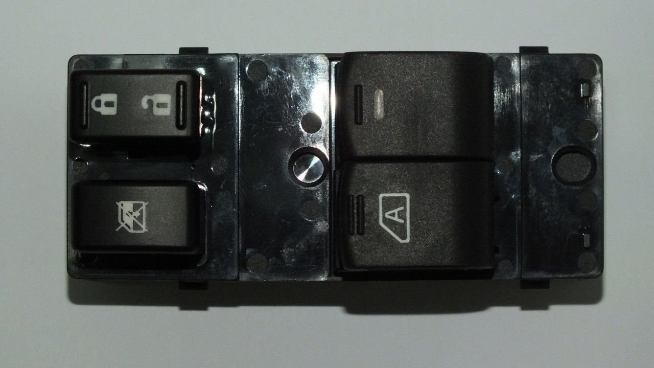 MICRA K13 2011-2015 CAM DÜĞMESİ ÖN SOL ÇİFTLİ