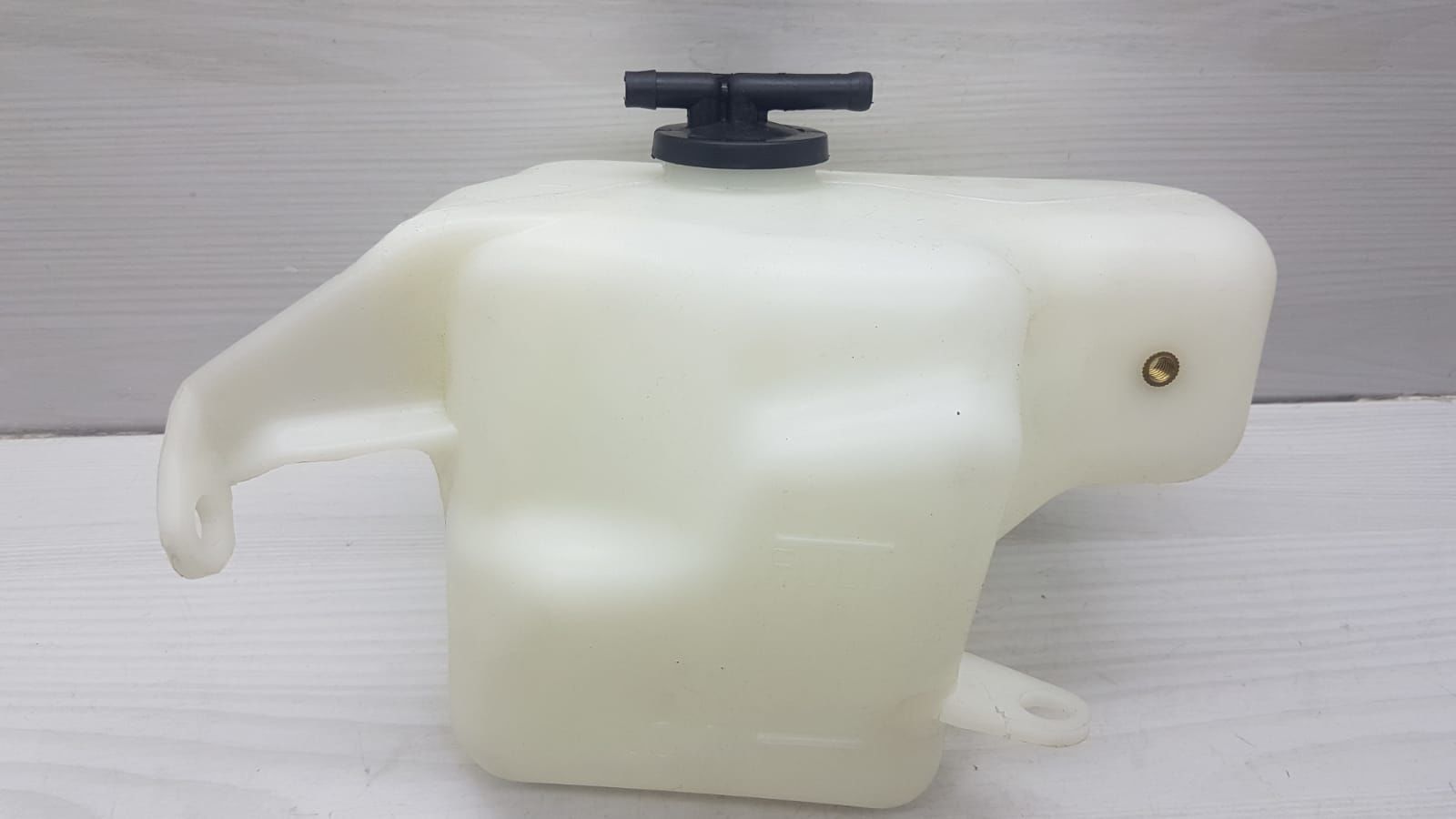 Yedek Depo Corolla 07- benzınlı 85315-12370