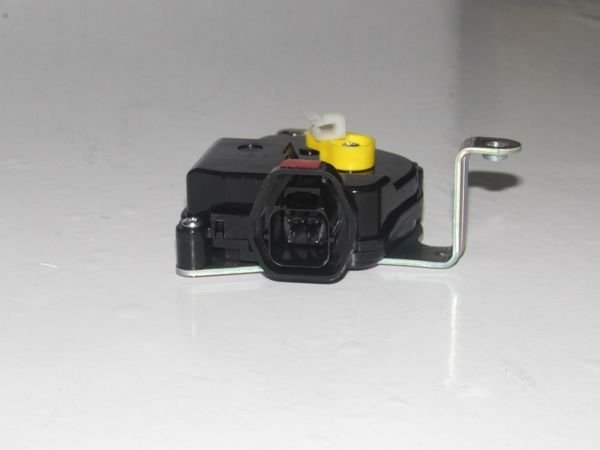 ERA MERKEZİ KİLİT MOTORU ARKA SOL