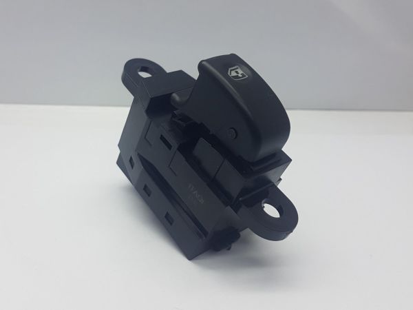 Cam dügme Swift 1990-2003 Sağ Ön