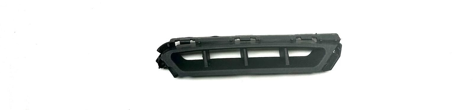 KAPAK LAMBA SİS ELANTRA 19-21 RH (IZGARA)