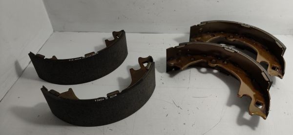 Balata Arka Starex Kamyonet