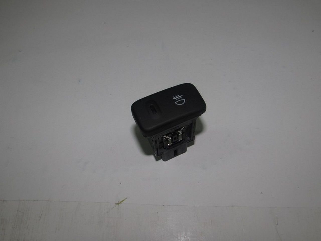 HD35/75 04- SİS LAMBA DÜĞMESİ