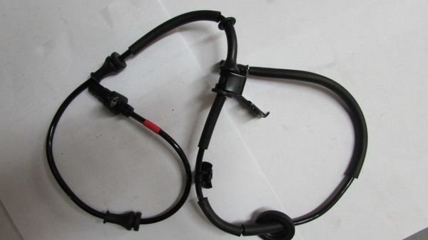 ELANTRA 11-14 ABS SENSÖRÜ ARKA SAĞ