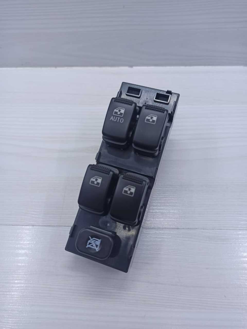 Cam dügme getz Sol 03-06