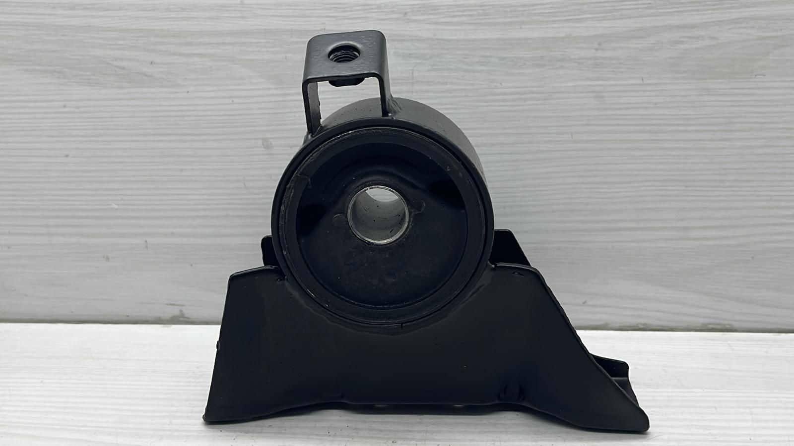 Motor Takozu 323 99-Sağ