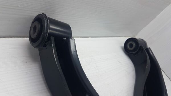 salıncak Navara Sağ Üst 06-20