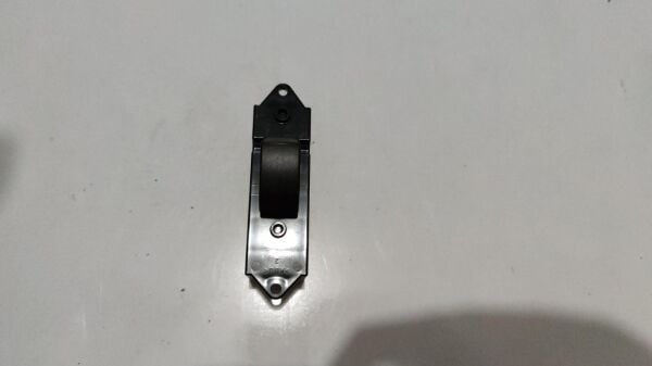 DÜĞME CAM AÇMA L200 07-13 ÖN RH