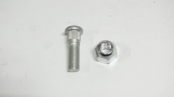 D21 / D22 90-03 BİJON SOMUN + SAPLAMA KOMPLE ARKA AÇIK SOMUNLU