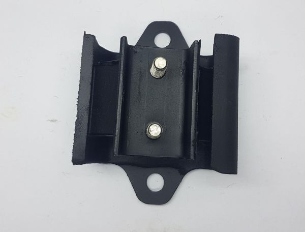 Motor Takozu D22/D21 1986-2006 4X2 Arka Sanziman