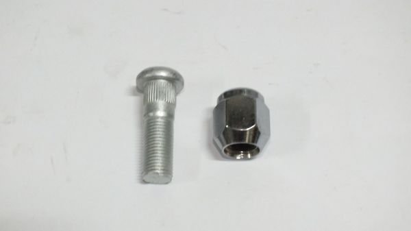 SWIFT BİJON SOMUN + SAPLAMA KOMPLE