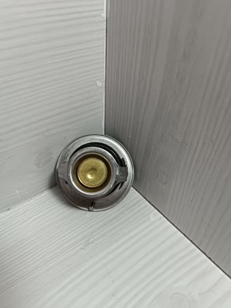 Termostat E2200 Bypassiz