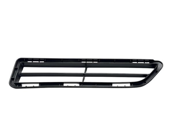 IZGARA TAMPON HILUX REVO 21-23 RH