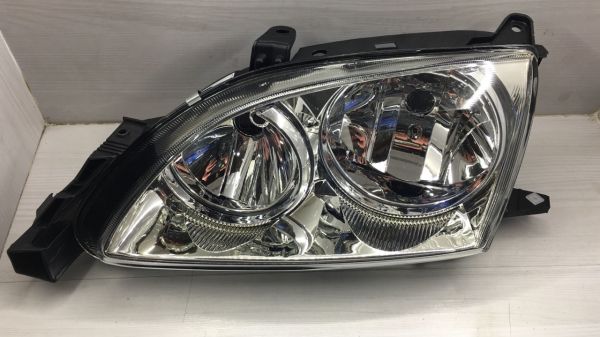 Far Avensis Sol 00-03