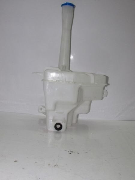 CERATO 2010-2012 SİLECEK SU DEPOSU