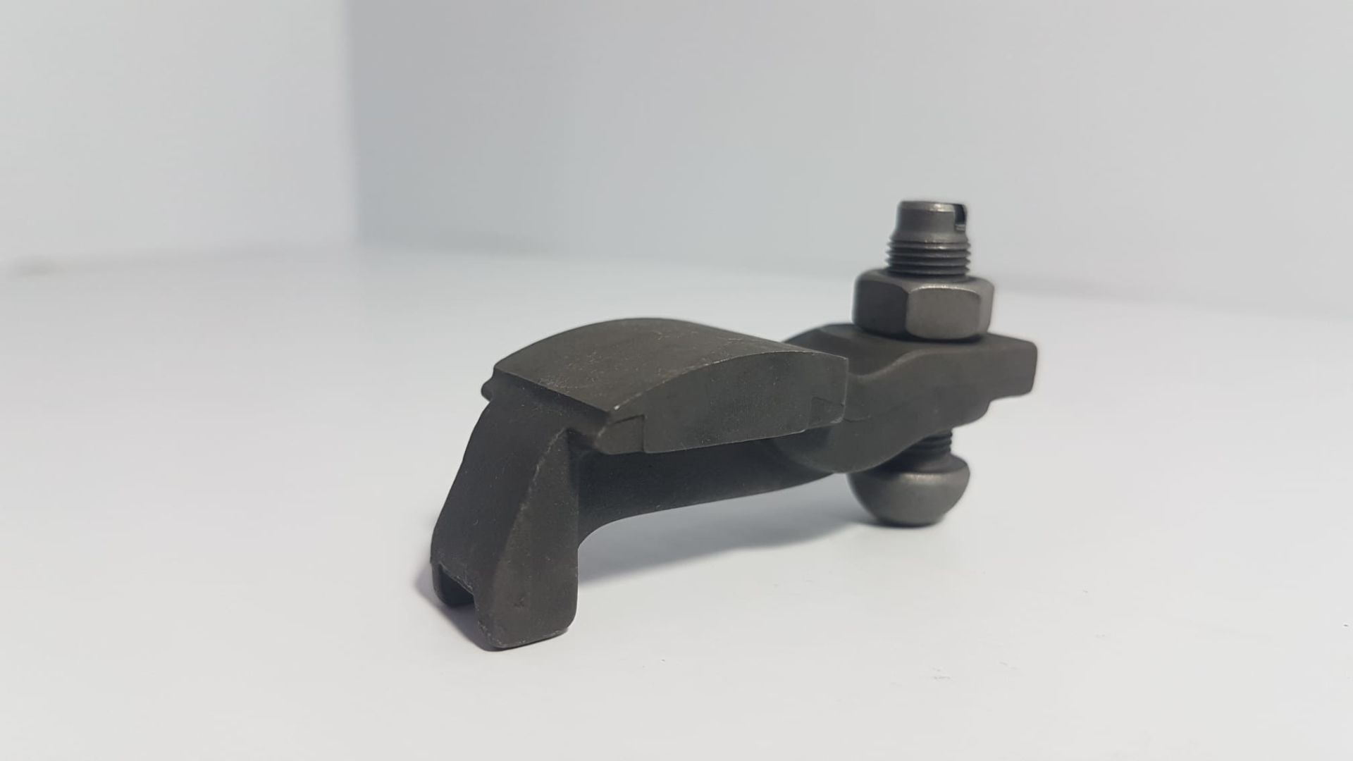 b2500 piyano tuşu emme egzoz