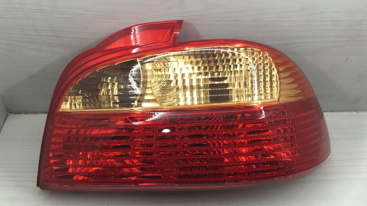 Stop Avensis Sağ 01-02