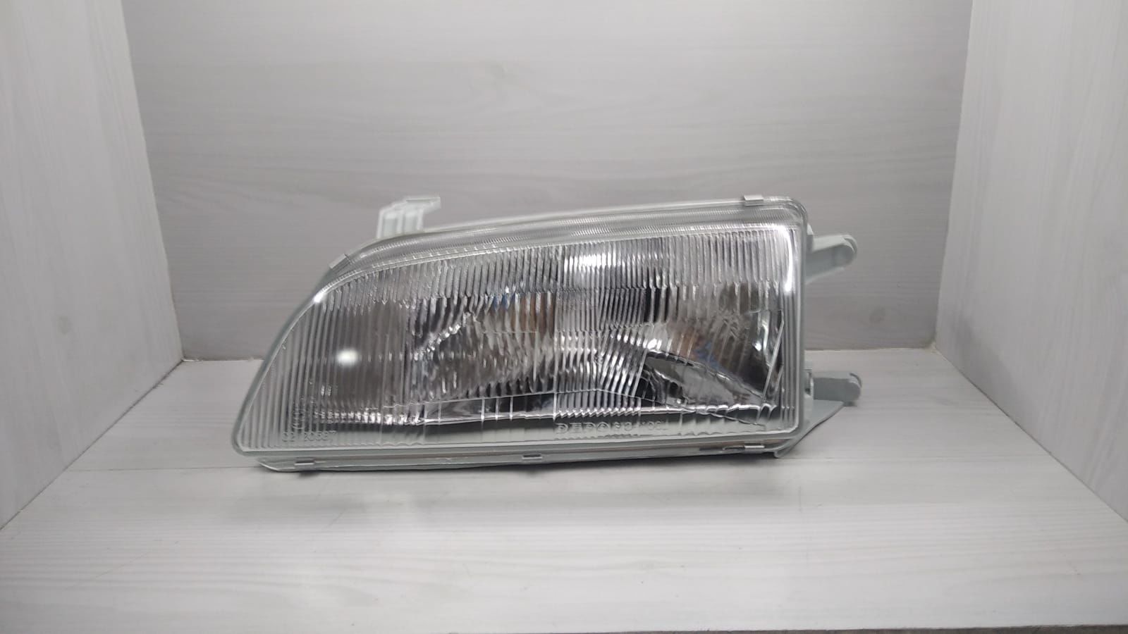 Suzukı Swıft 86-96 Far Sol Ön