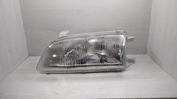 Suzukı Swıft 86-96 Far Sol Ön